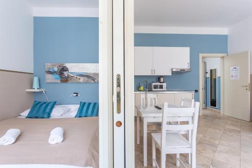 Legerova 33 Hotel