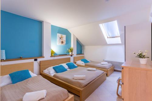 Legerova 33 Hotel